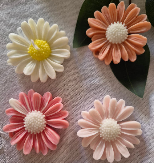 PACK de 4 Velas MARGARITAS en Cera de Soja | Regalo Set de Flores Eternas Decorativas | Personalizable